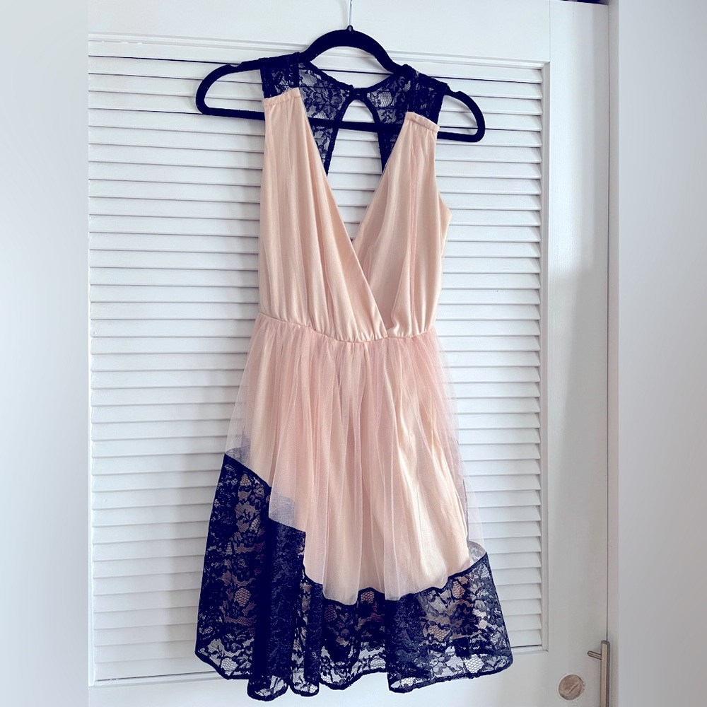 ASOS stunning dress tulle & lace layers wedding prom cocktail dress party Small